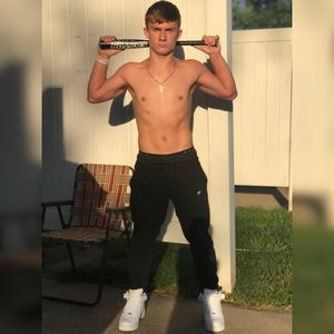 Meet your Posher, Nathaniel